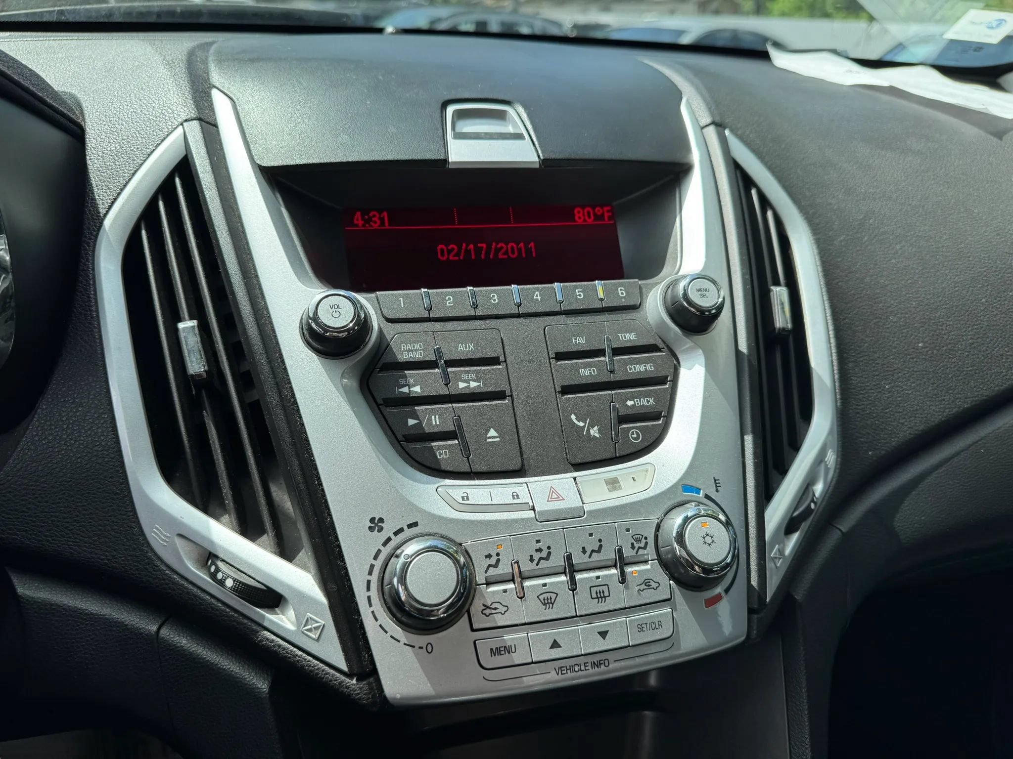 Used 2011 GMC Terrain SLE FWD image 18