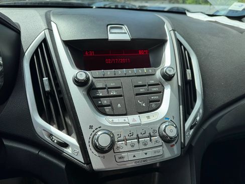 Used 2011 GMC Terrain SLE FWD image 18