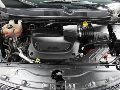 Used 2019 Chrysler Pacifica Limited image 22