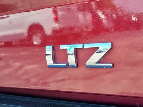 Used 2017 Chevrolet Silverado 1500 LTZ w/ Sport Package AWD/4WD image 7