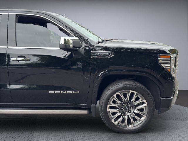 Used 2024 GMC Sierra 1500 Denali Ultimate AWD/4WD image 31