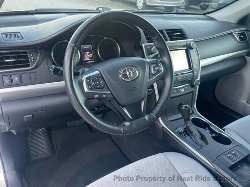 Used 2016 Toyota Camry XSE w/ Moonroof Package FWD image 21