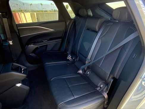 New 2025 Cadillac Lyriq Luxury image 29