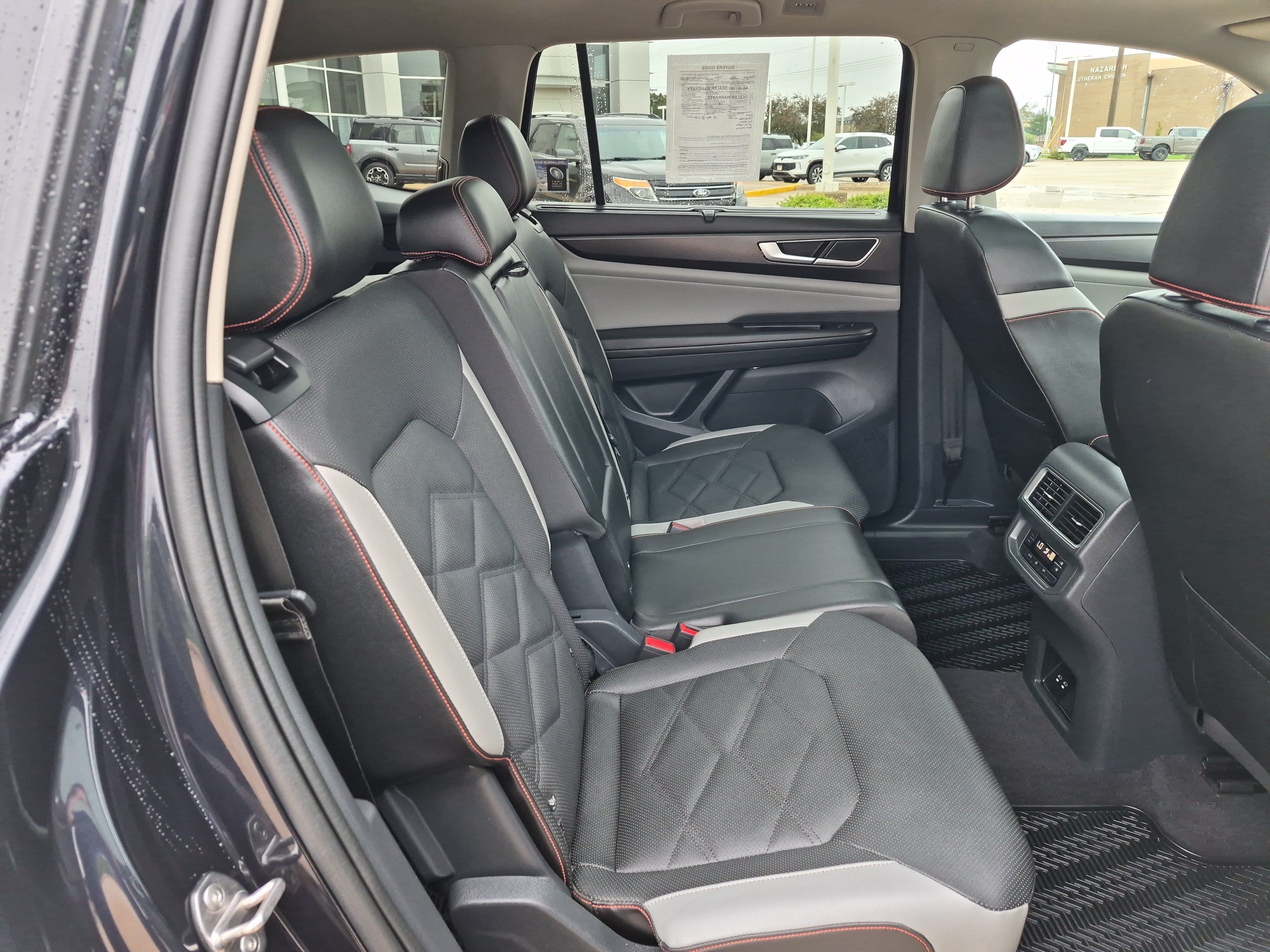 Used 2024 Volkswagen Atlas Peak Edition SE AWD/4WD image 12