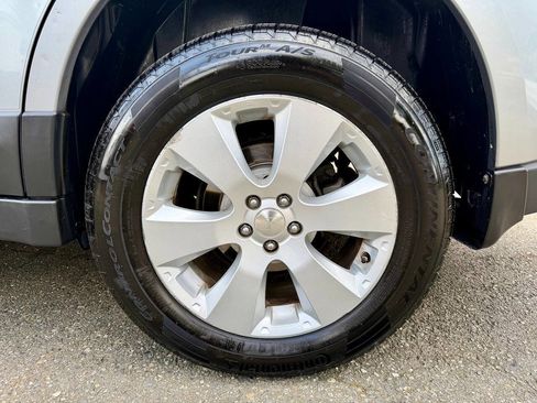 Used 2011 Subaru Outback 2.5i Premium AWD/4WD image 28