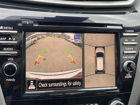 Used 2020 Nissan Murano Platinum w/ Cargo Package image 21