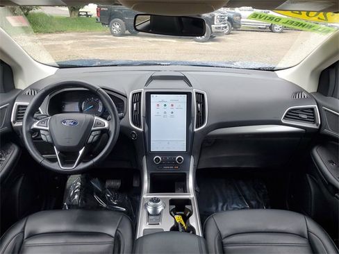 Used 2023 Ford Edge SEL w/ Convenience Package image 26