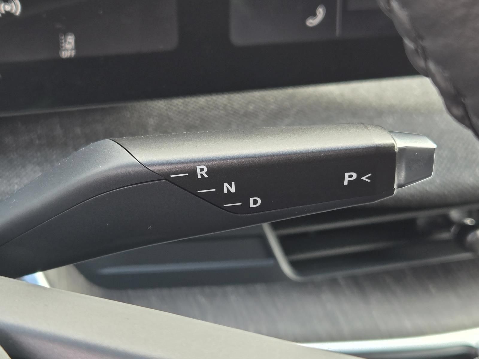 Used 2025 Lucid Air Pure RWD image 14