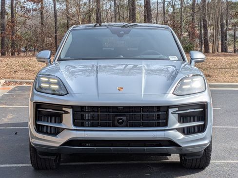 Certified 2026 Porsche Cayenne Coupe AWD/4WD image 35
