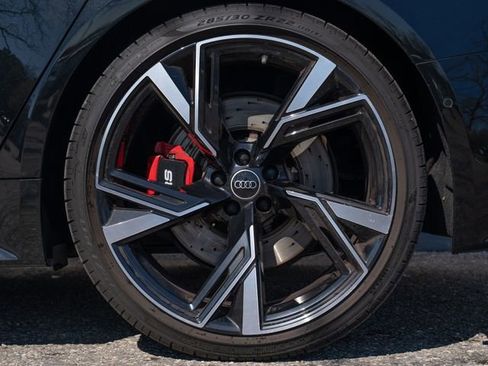 Certified 2023 Audi RS 6 w/ Carbon Optic Package AWD/4WD image 13