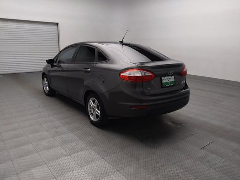 Used 2018 Ford Fiesta SE image 5