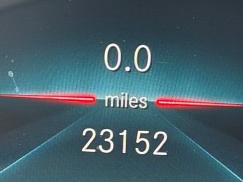 Used 2023 Mercedes-Benz GLB 250 w/ AMG Line image 8