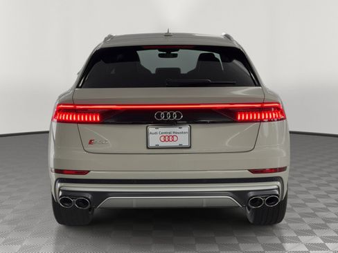 Used 2021 Audi SQ8 Prestige AWD/4WD image 10