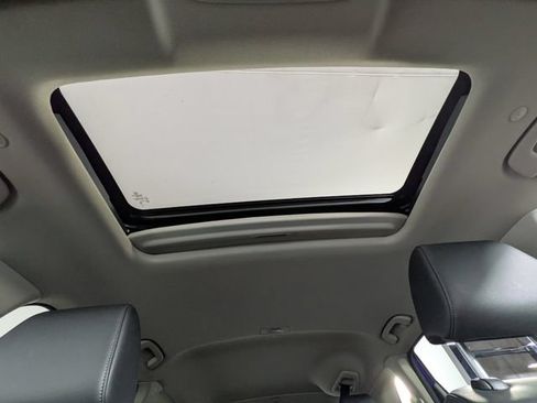 Used 2024 Honda CR-V EX-L image 7