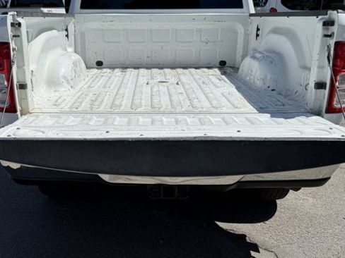 Used 2023 RAM 2500 Big Horn w/ Level 1 Equipment Group AWD/4WD image 8