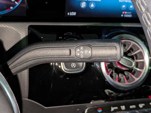 Used 2023 Mercedes-Benz CLA 250 image 12