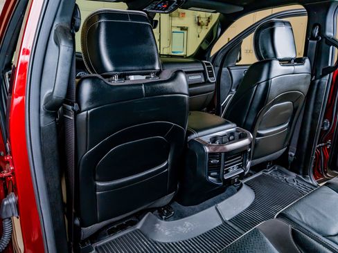 Used 2025 RAM 1500 Laramie w/ Laramie Southwest Edition image 34