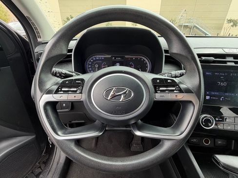 Used 2022 Hyundai Tucson SEL w/ Cargo Package AWD/4WD image 13