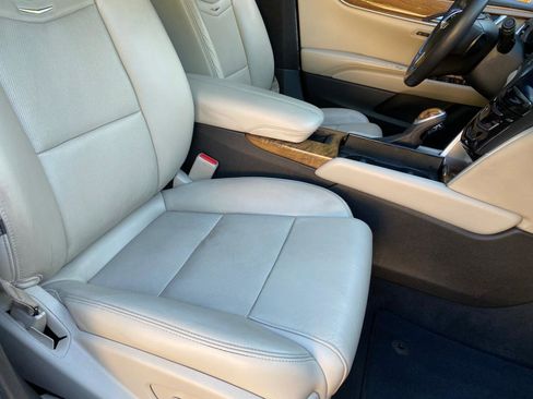 Used 2018 Cadillac XTS Luxury FWD image 46