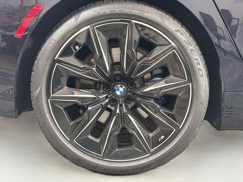 Used 2024 BMW 740i RWD image 35
