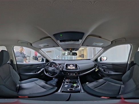 Used 2026 Nissan Rogue SV image 17