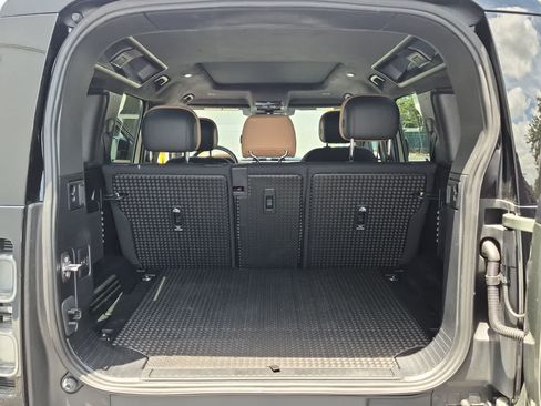 Certified 2025 Land Rover Defender 110 X AWD/4WD image 35