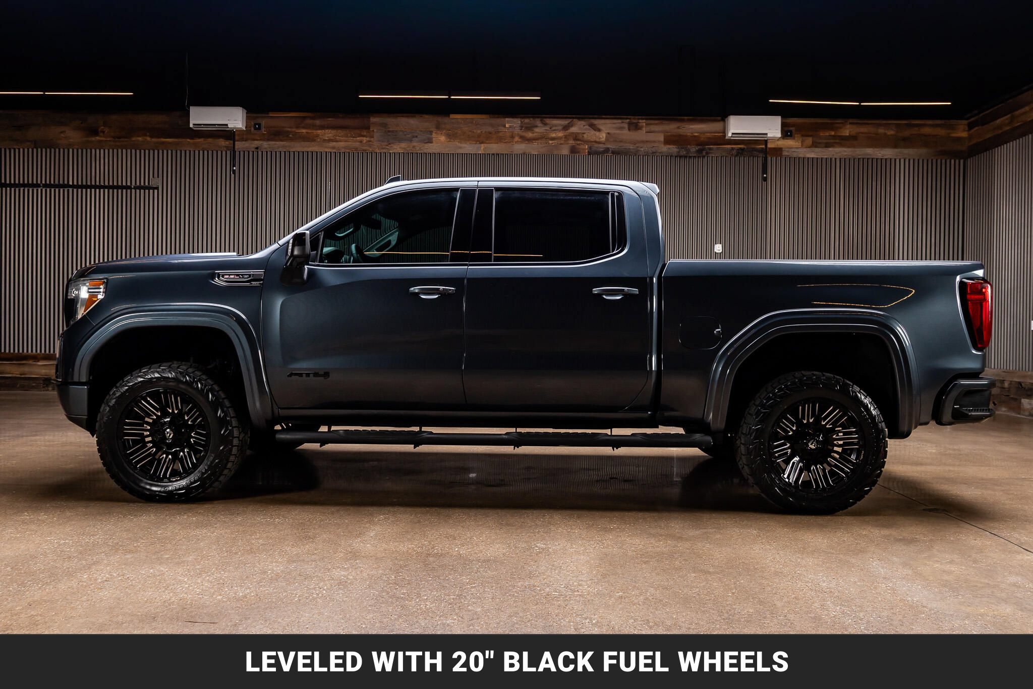 Used 2020 GMC Sierra 1500 AT4 w/ AT4 Premium Package AWD/4WD image 5