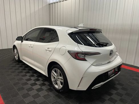 Used 2022 Toyota Corolla SE FWD image 2