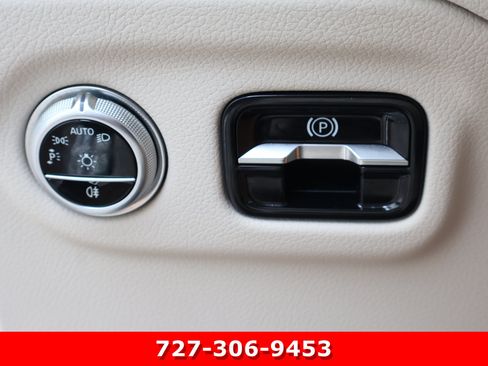 Used 2023 Mercedes-Benz EQS 450+ SUV image 24
