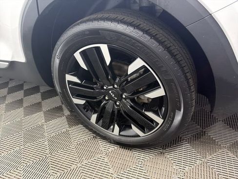 Certified 2024 Kia Telluride SX Prestige AWD/4WD image 39