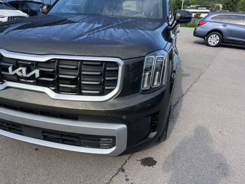 Used 2023 Kia Telluride SX Prestige AWD/4WD image 9
