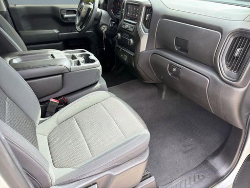 Certified 2020 Chevrolet Silverado 1500 Custom w/ Custom Value Package RWD image 27