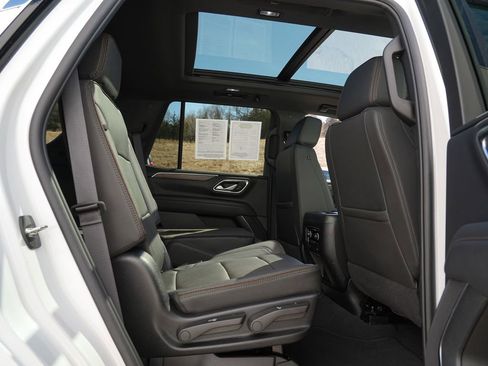 Used 2024 Chevrolet Tahoe High Country image 28