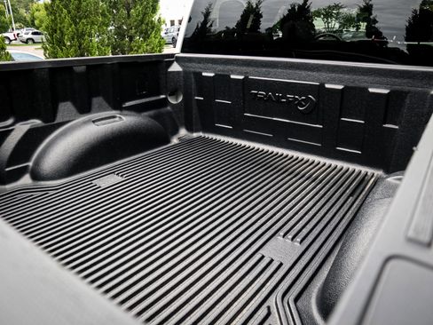 Used 2025 Ford F150 XLT w/ Equipment Group 301A Standard AWD/4WD image 30