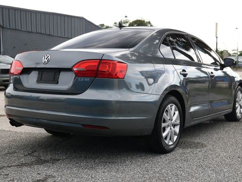 Used 2012 Volkswagen Jetta SE FWD image 7