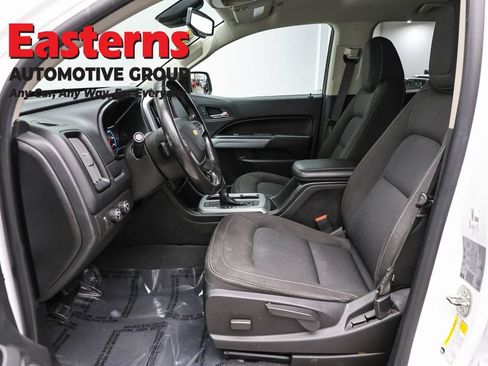 Used 2021 Chevrolet Colorado LT w/ Safety Package AWD/4WD image 14