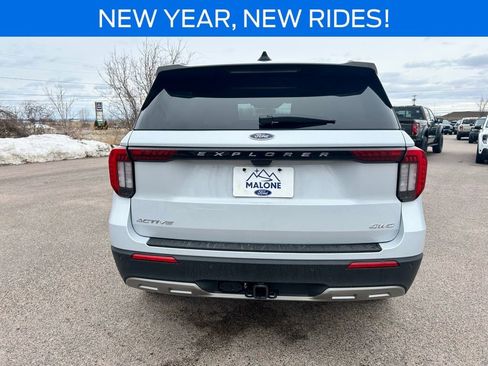 New 2026 Ford Explorer Active image 5
