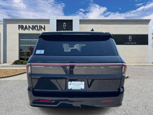 New 2026 Lincoln Navigator L Reserve AWD/4WD image 6