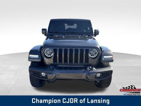 Used 2021 Jeep Wrangler Unlimited Sahara AWD/4WD image 10