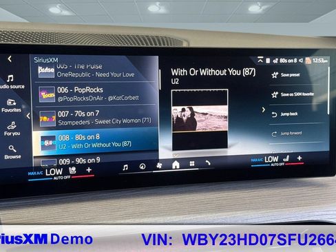 Used 2025 BMW i4 eDrive40 w/ Parking Assistance Package RWD image 35
