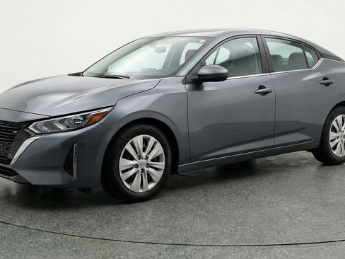 Used 2025 Nissan Sentra S FWD image 3