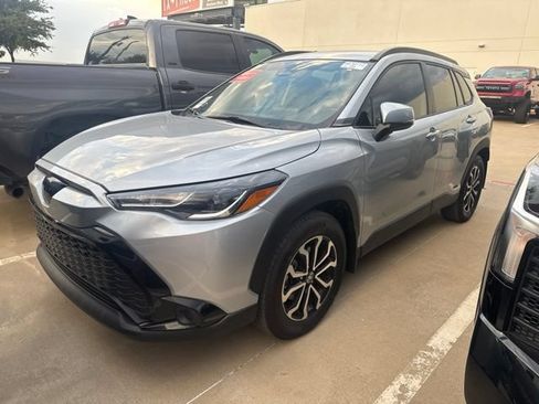 Used 2024 Toyota Corolla Cross AWD Hybrid image 1
