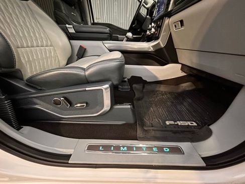 Used 2023 Ford F150 Limited image 37