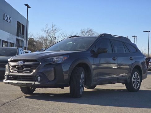 Used 2023 Subaru Outback Touring XT image 14