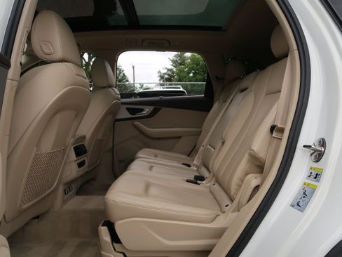 Used 2018 Audi Q7 2.0T Premium Plus AWD/4WD image 41