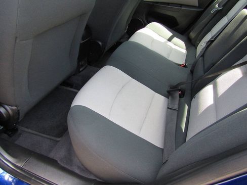 Used 2012 Chevrolet Cruze LS w/ Connectivity Package FWD image 15