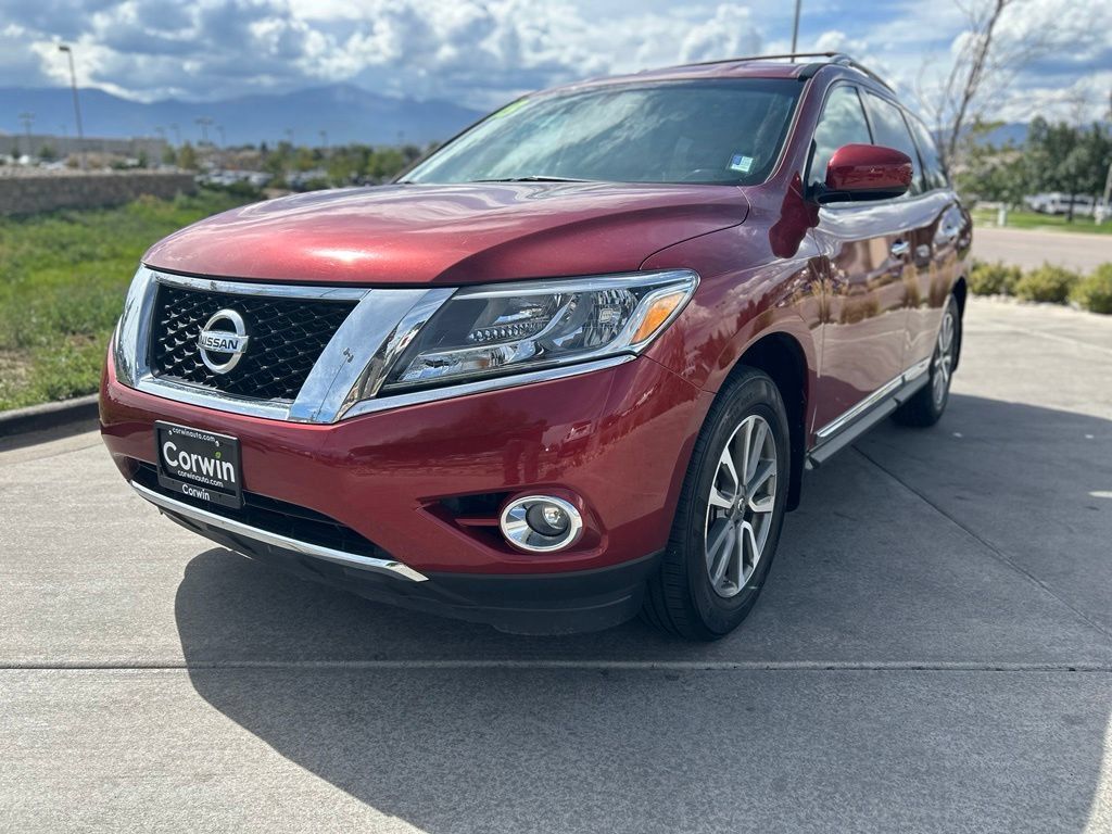 Used 2013 Nissan Pathfinder SL AWD/4WD image 3