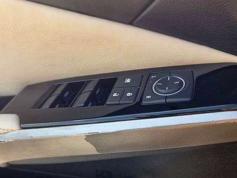 Used 2015 Lexus IS 250 w/ Premium Package RWD image 33
