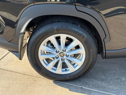 New 2026 Toyota Corolla Cross LE image 7