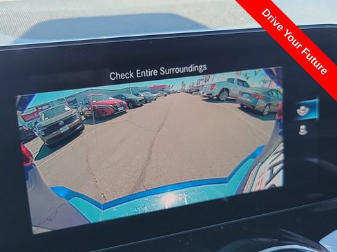 Used 2020 Mercedes-Benz GLB 250 image 11